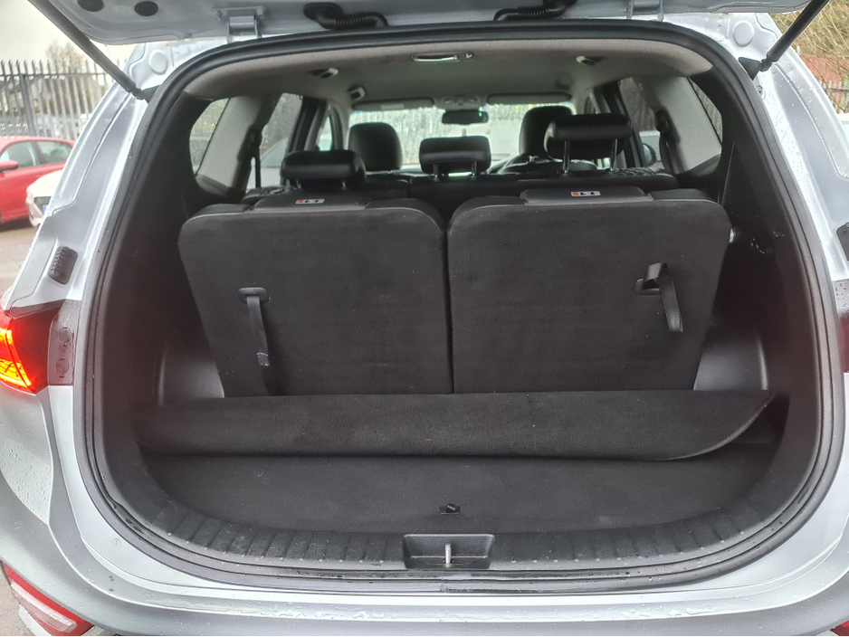 2019 Hyundai Santa Fe 2.2L Diesel For Sale Images