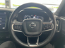 2022 VOLVO XC40 