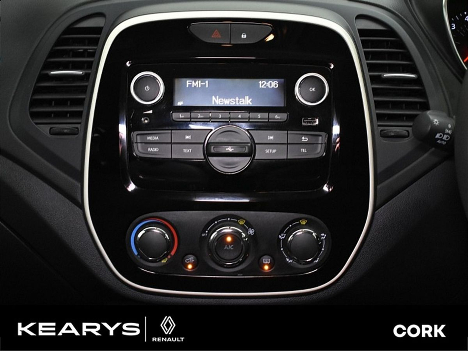 Renault Captur Play TCe 90 — thumbnail 22
