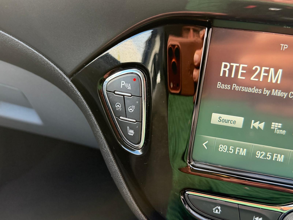Opel Corsa SE 1.4 I 90PS — thumbnail 10