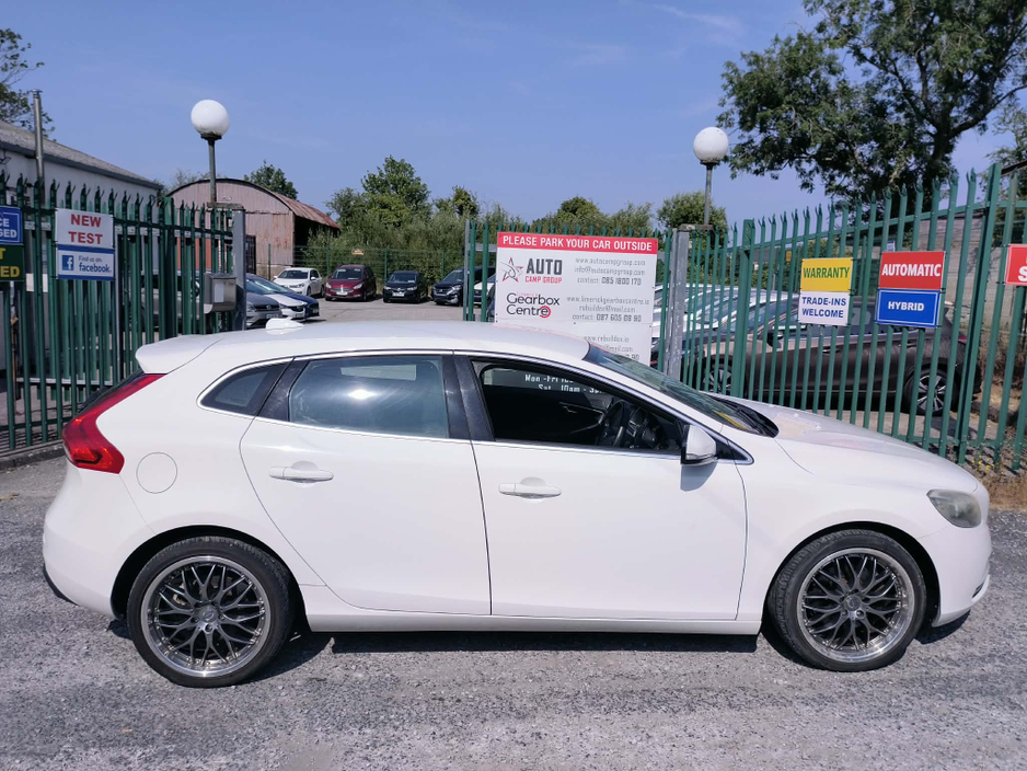 2015 Volvo V40 1.6L Diesel For Sale Images