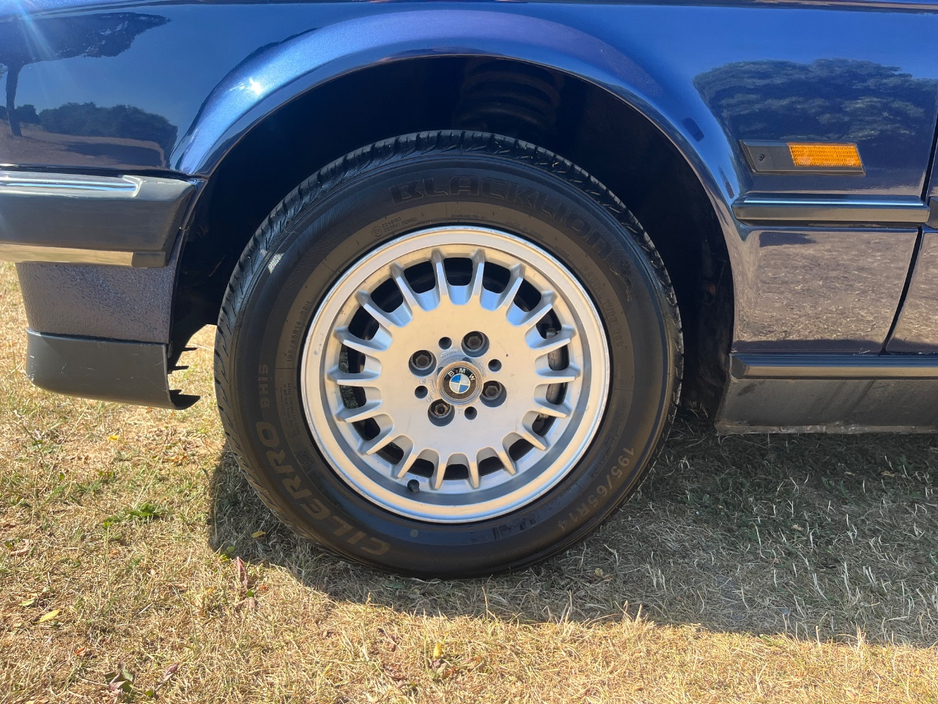 1987 BMW 3 Series 2.5L Petrol For Sale Images