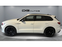 2021 Volkswagen Touareg 3L Diesel For Sale Images
