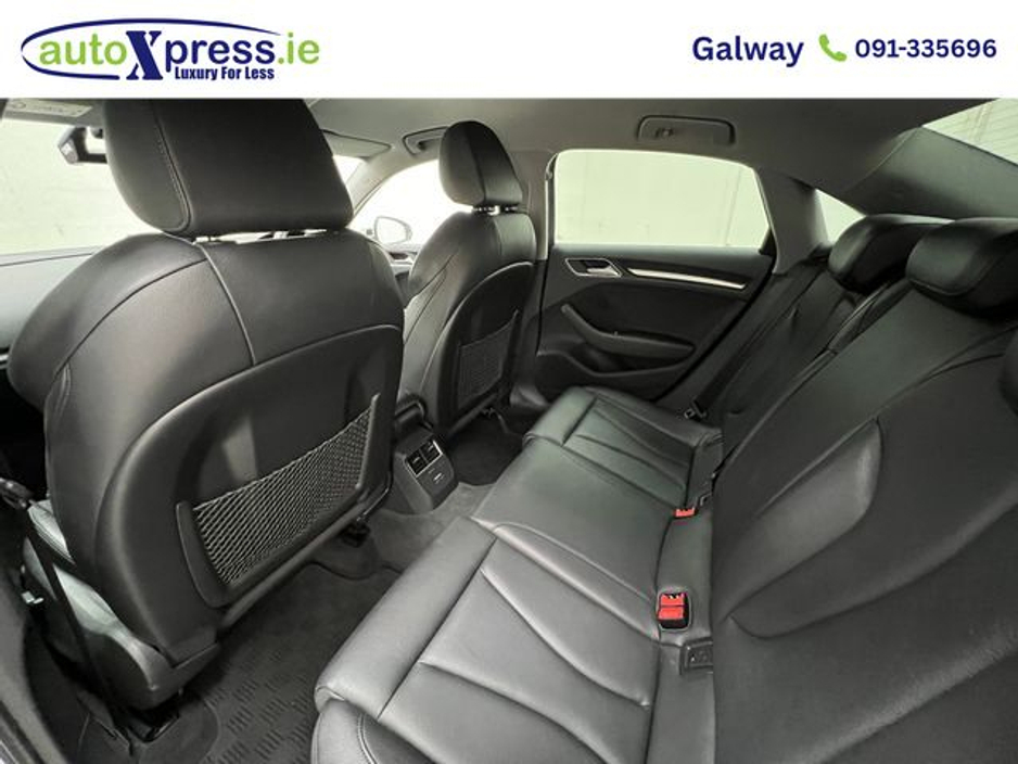 Audi A3 30 TFSI SPORT, Ultra Low mileage — thumbnail 4