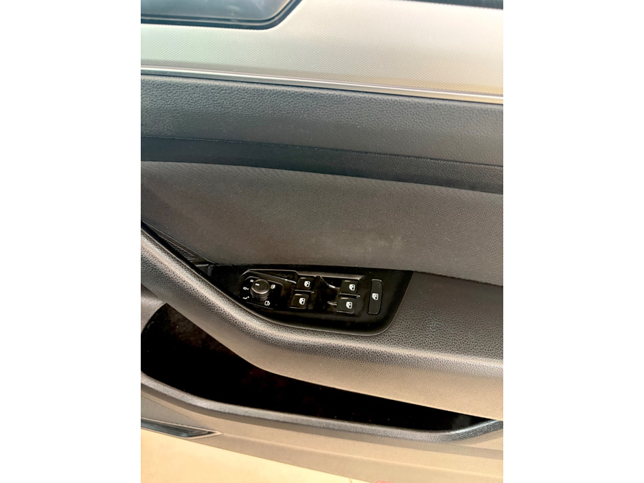 2019 Volkswagen Passat 2L Diesel For Sale Images