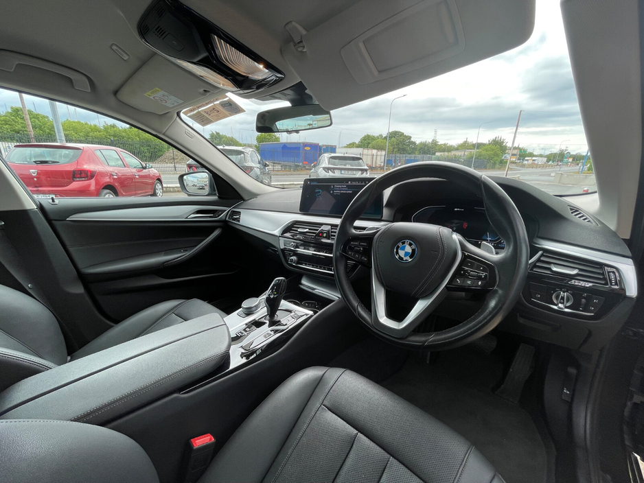 2022 BMW 5 Series 2L Petrol Plug-in Hybrid For Sale Images