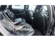 2017 Volvo V40 2L Diesel For Sale Images