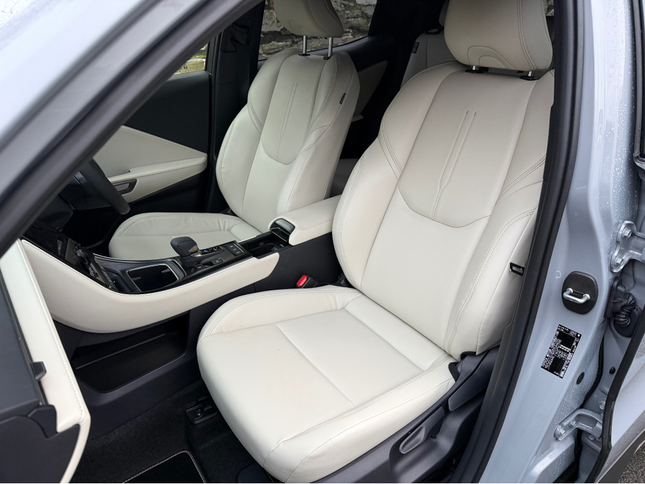 2025 Lexus LBX 1.5L Hybrid For Sale Images