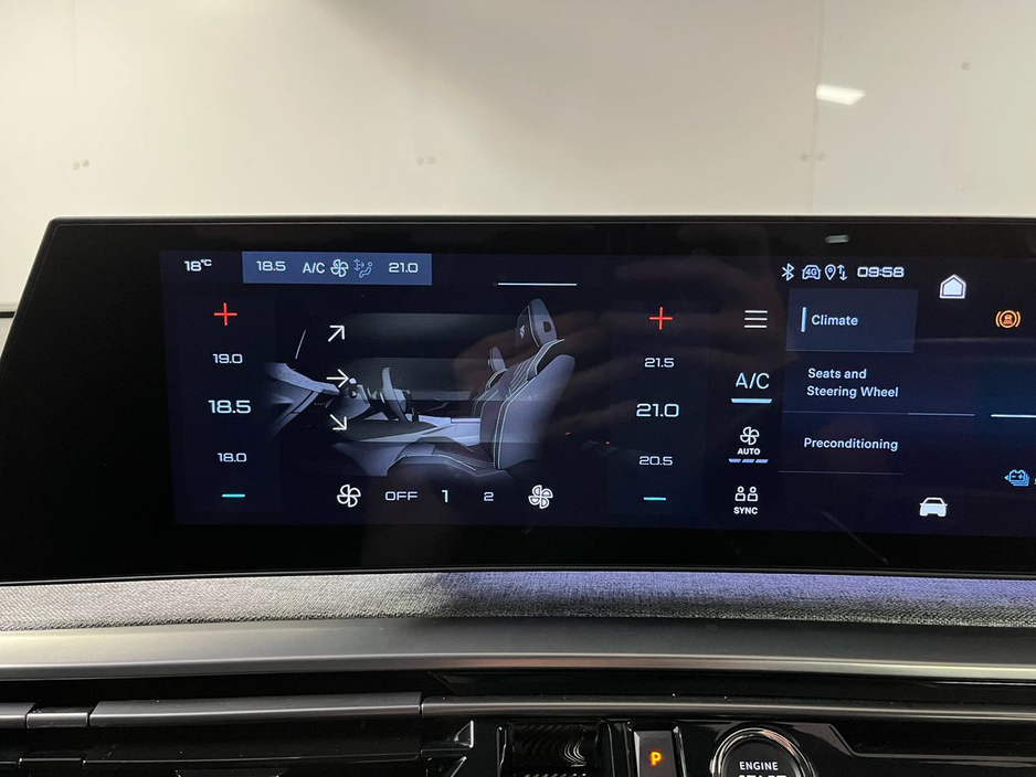 Peugeot 3008 3008 Gt Ev GT 210 Electric 73kWh Auto — thumbnail 16
