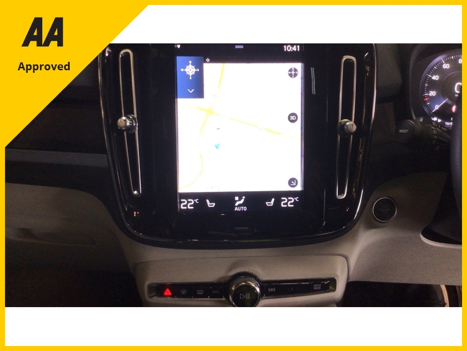 2023 Volvo XC40 1.5L Petrol Plug-in Hybrid For Sale Images
