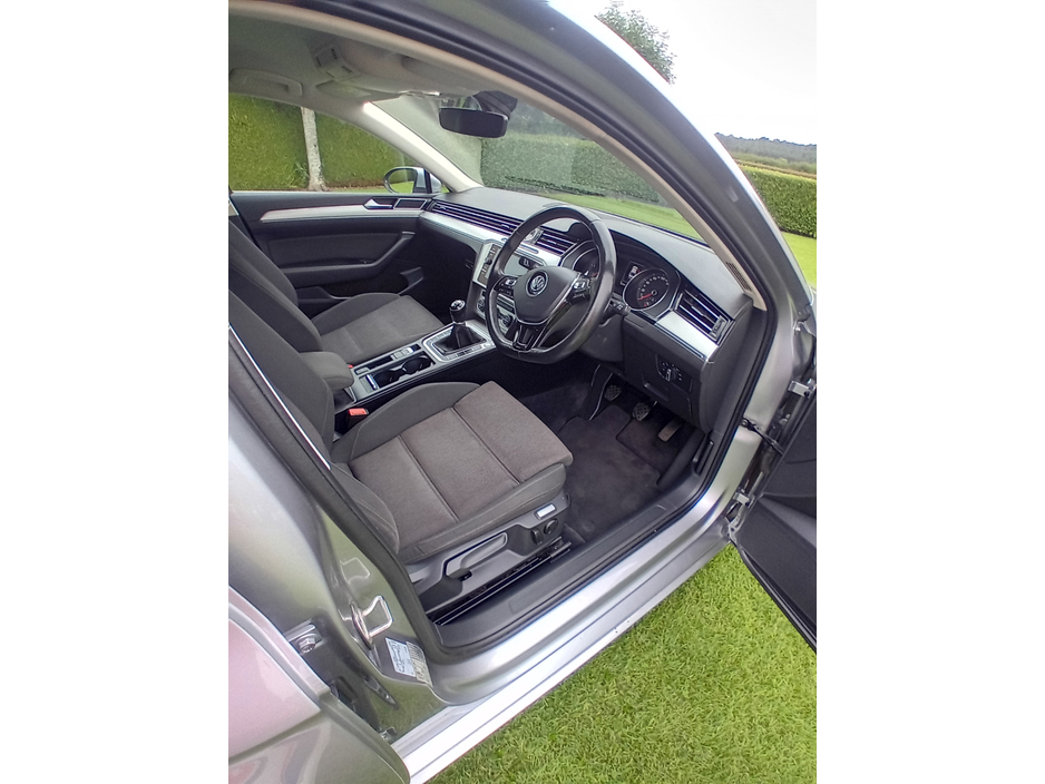 2017 Volkswagen Passat 1.6L Diesel For Sale Images