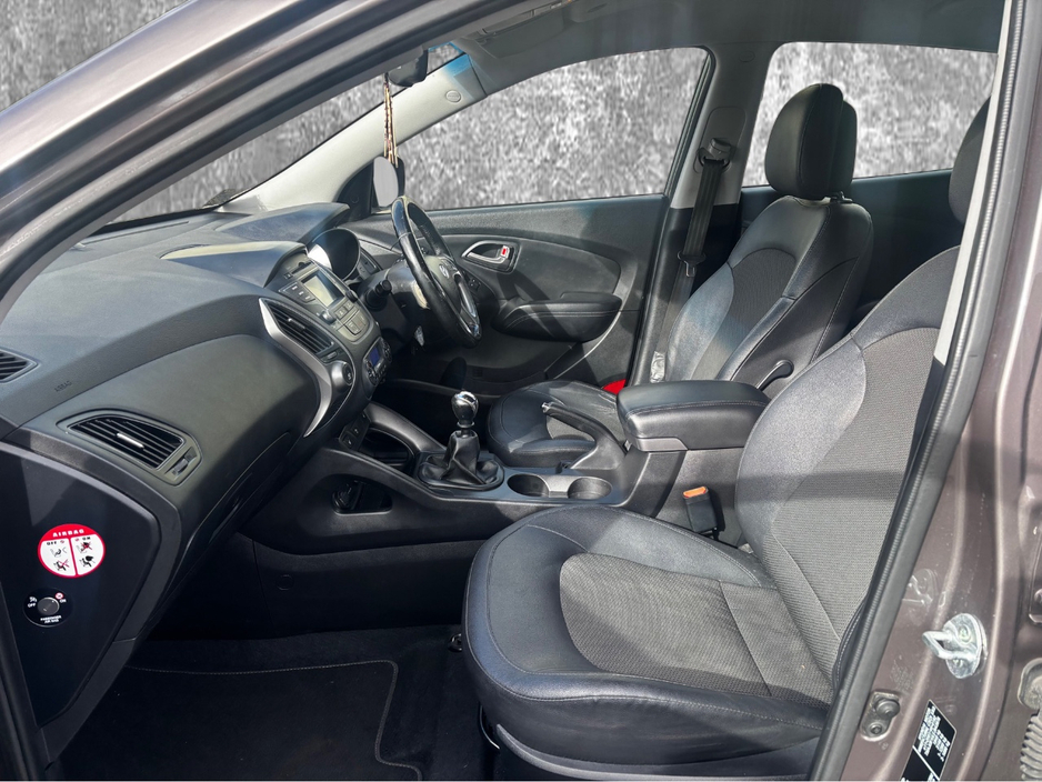 2014 Hyundai ix35 1.7L Diesel For Sale Images