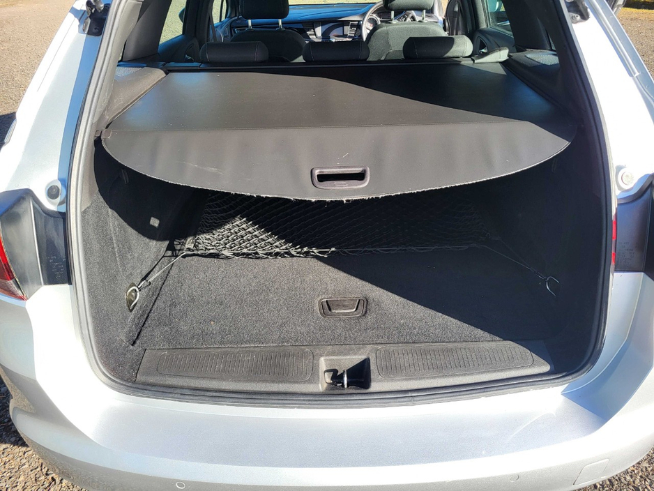 Vauxhall Astra 1.4 I TURBO SRI - Auto — thumbnail 3