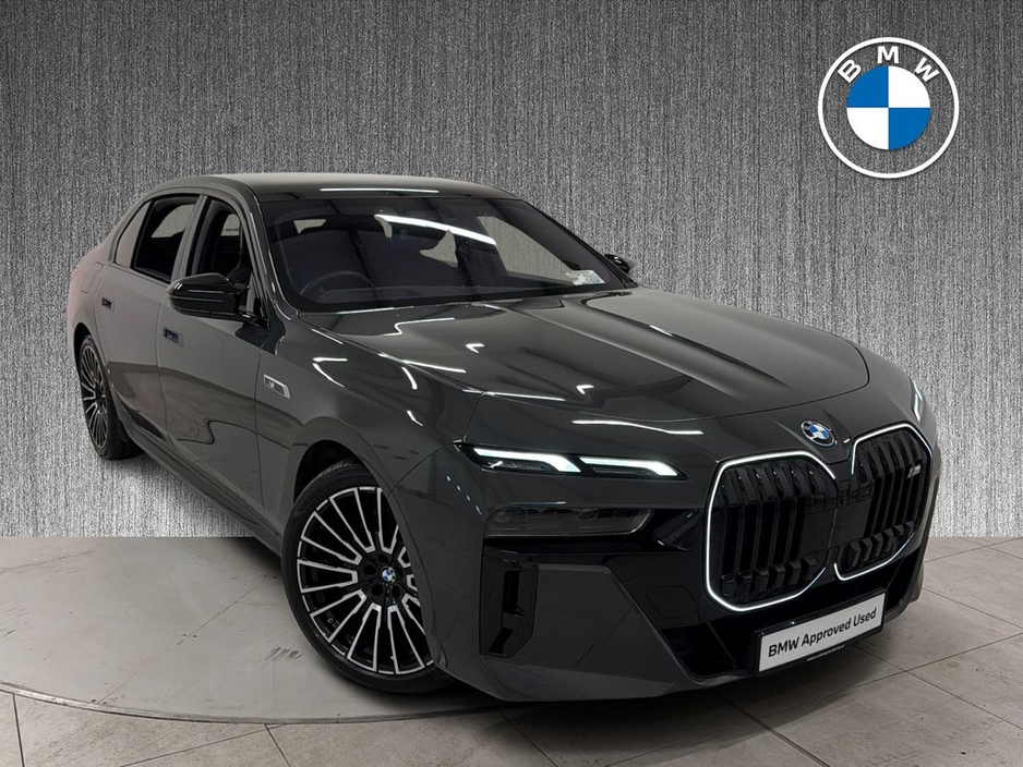 2025 BMW 7 Series 3L Petrol Plug-in Hybrid For Sale Images