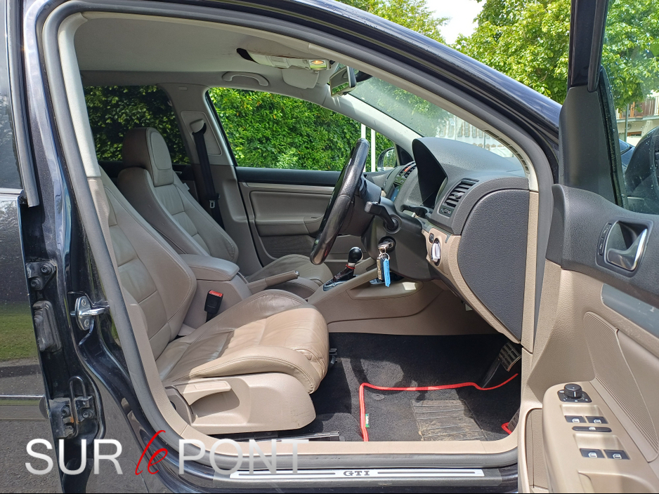2008 Volkswagen Golf 2L Petrol For Sale Images