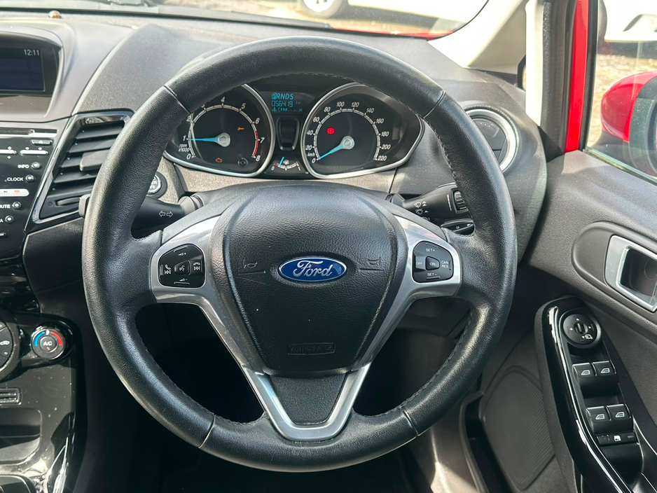 Ford Fiesta 1.0L EcoBoost Petrol Automatic - Low mileage (2130) — thumbnail 15