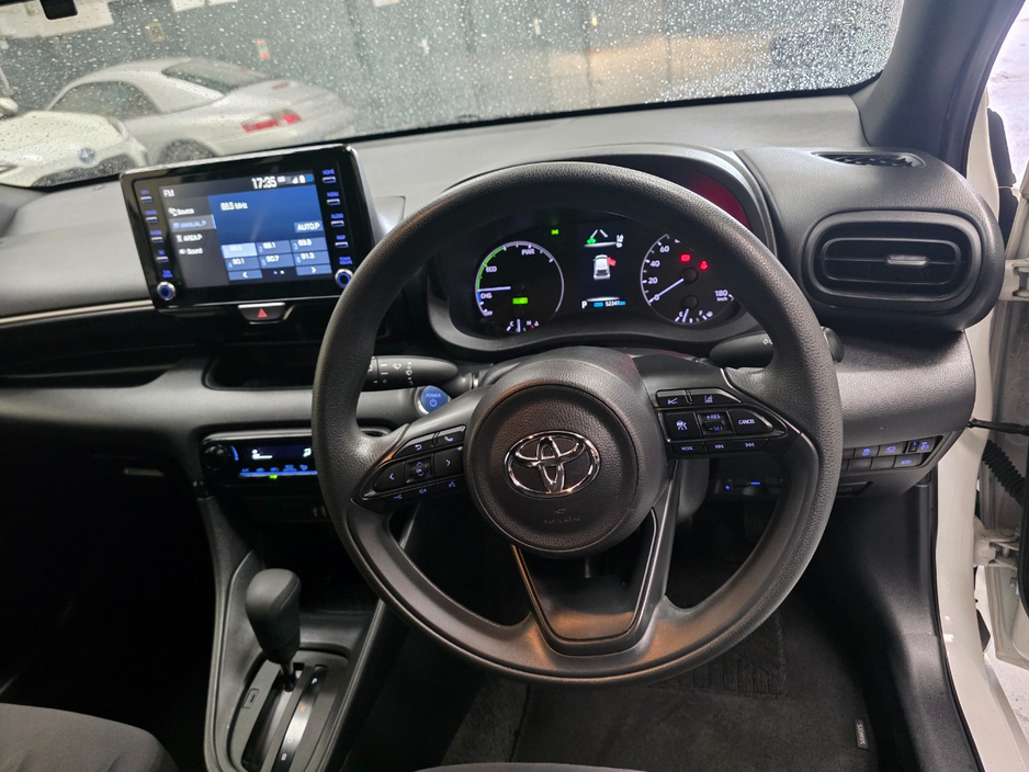 2021 Toyota Yaris 1.5L Petrol Hybrid For Sale Images