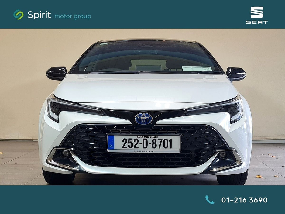 Toyota Corolla 1.8 Hybrid Luna Sport Hatchback*Call John 0861913954 — thumbnail 8