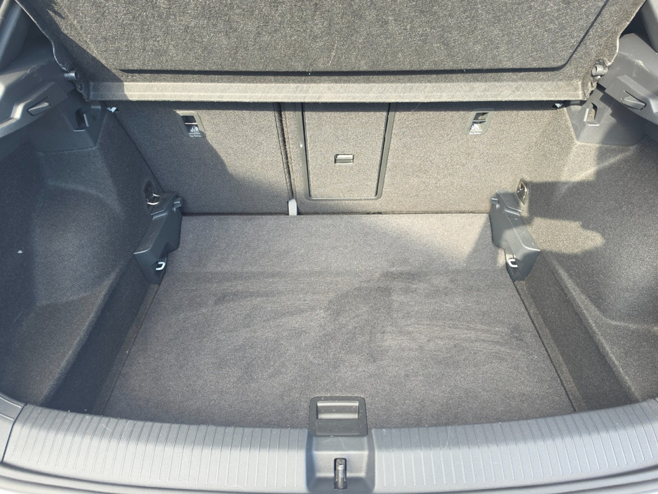 2024 Volkswagen T-Roc 1L Petrol For Sale Images