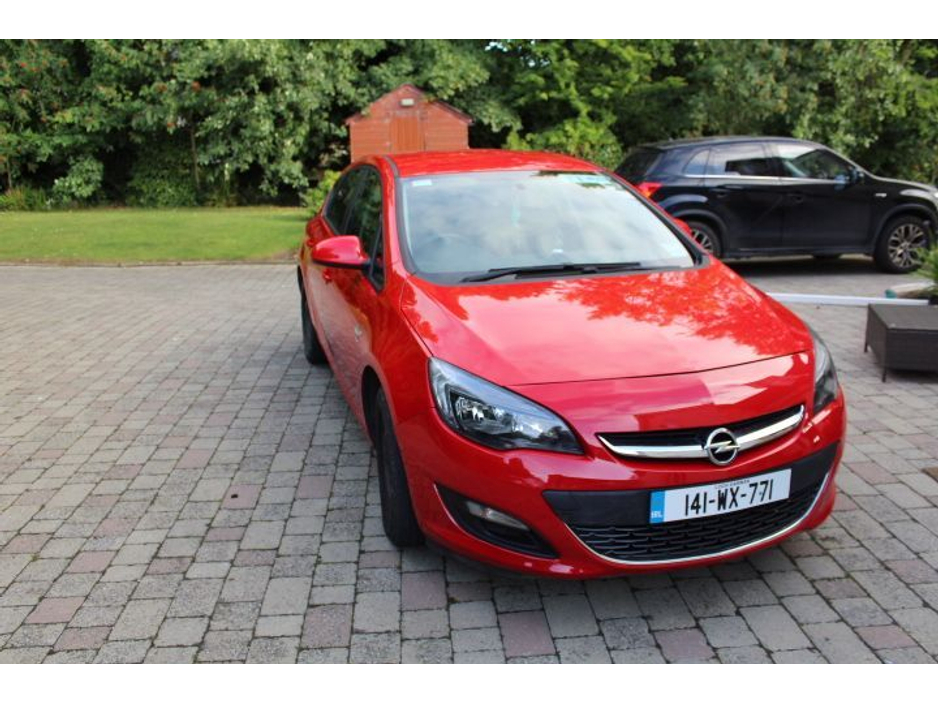 Opel Astra 1.2 S Hatchback Diesel Manual (95bhp) — thumbnail 2