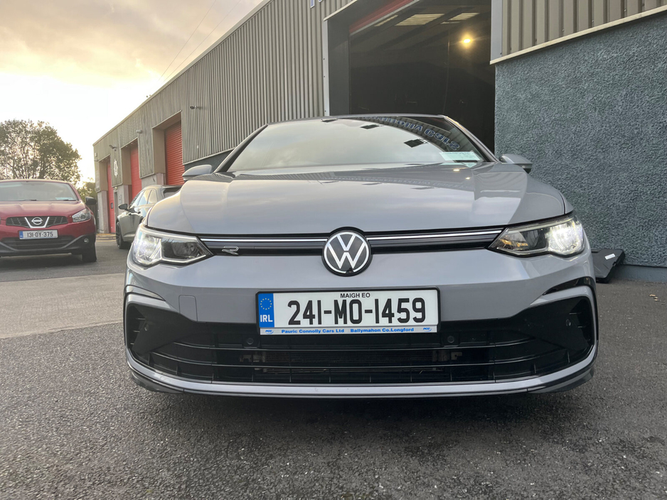 2024 Volkswagen Golf 2L Diesel For Sale Images