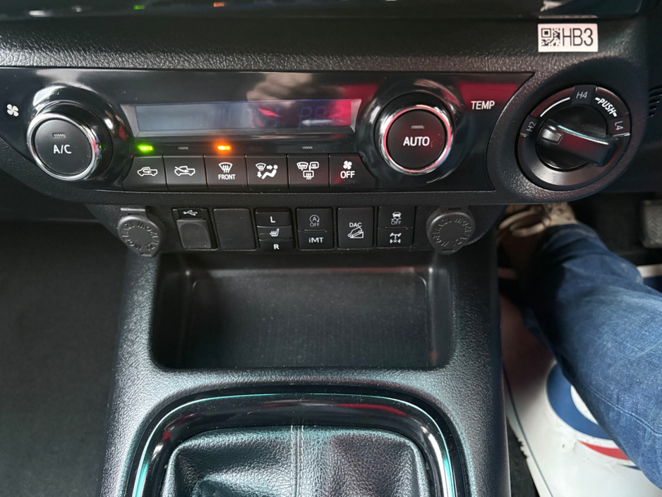 2021 Toyota Hilux 2.8L Diesel For Sale Images