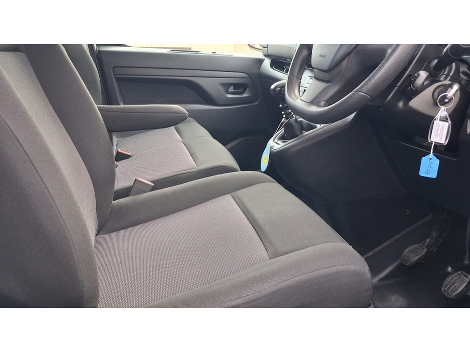 2023 Peugeot Expert 1.5L Diesel For Sale Images