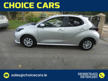 2022 Toyota Yaris 1.5L Hybrid For Sale Images