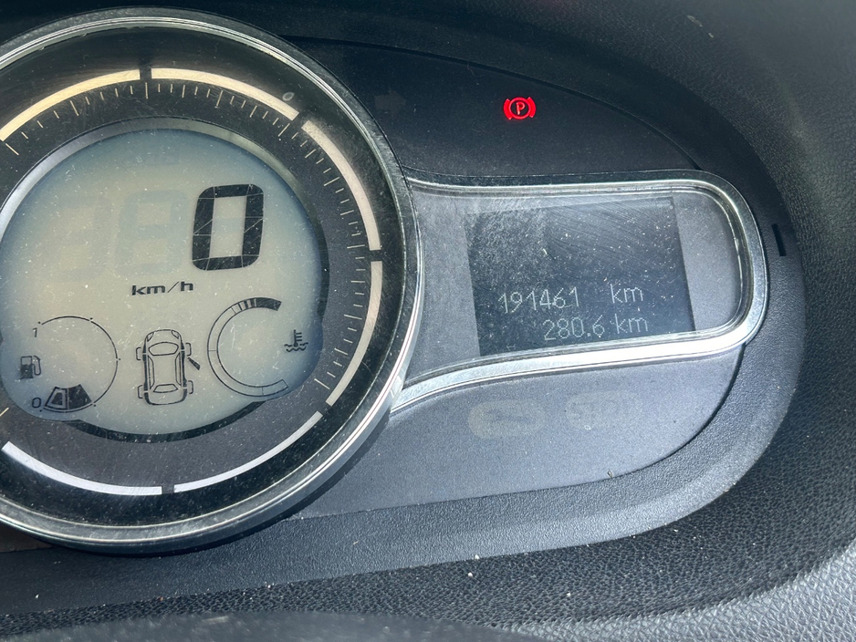 2016 Renault Fluence 1.5L Diesel For Sale Images