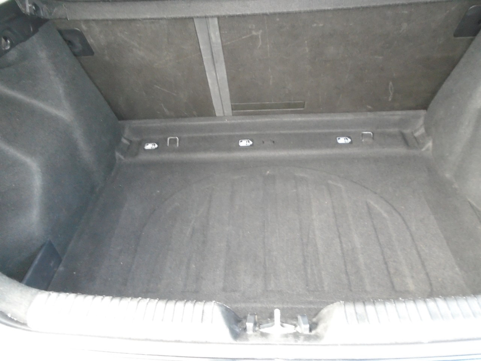 2014 Hyundai i30 1.6L Diesel For Sale Images