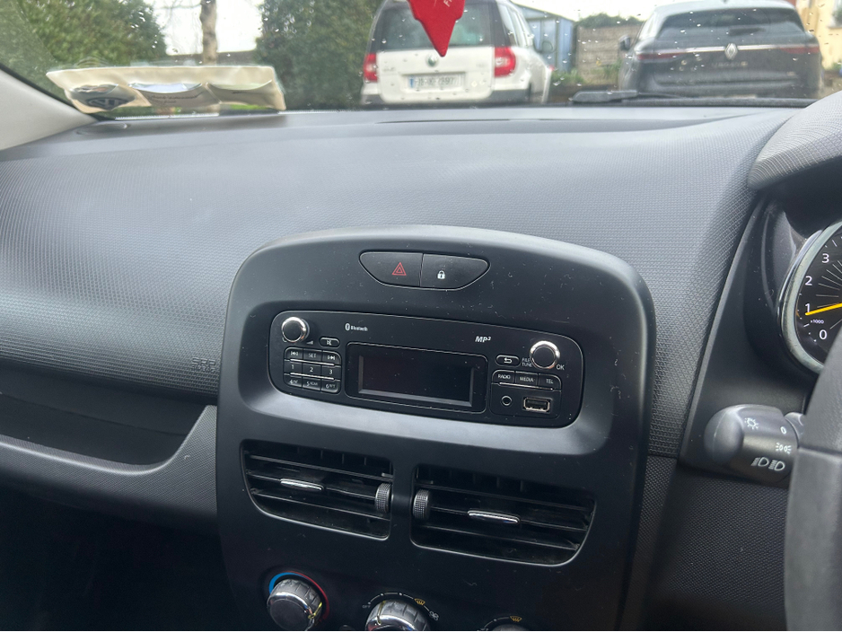 2015 Renault Clio 1.5L Diesel For Sale Images