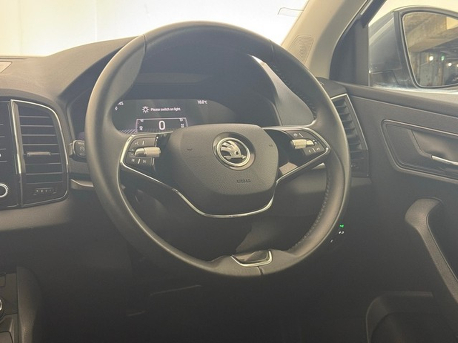 Skoda Karoq Ambition Auto — thumbnail 9