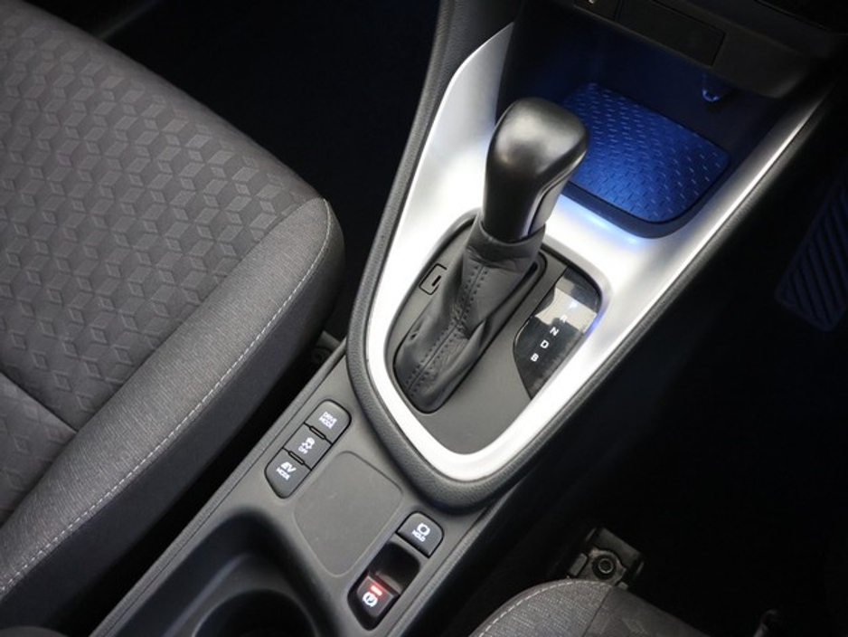 Toyota Yaris Luna Sport Hybrid — thumbnail 14
