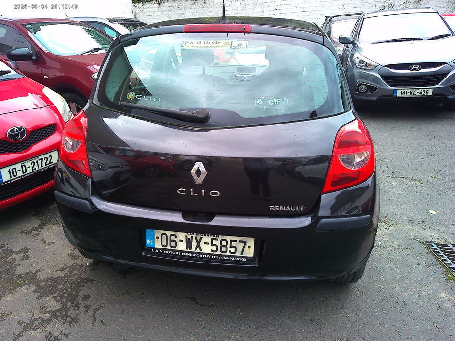 2006 Renault Clio 1.1L Petrol For Sale Images