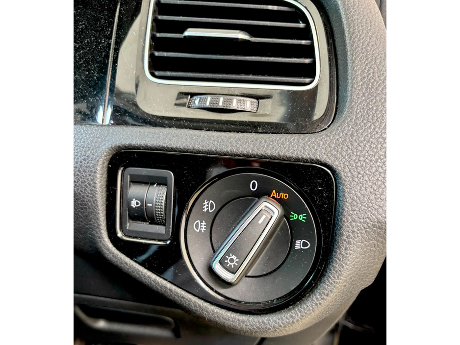 2017 Volkswagen Golf 1.6L Diesel For Sale Images