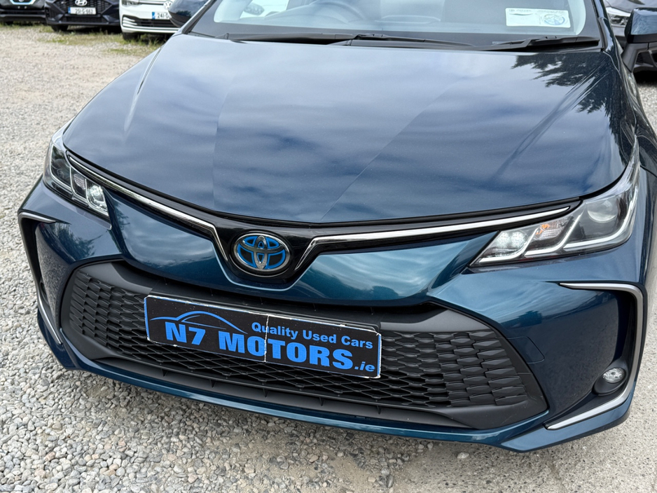 2025 Toyota Corolla 1.8L Petrol Hybrid For Sale Images