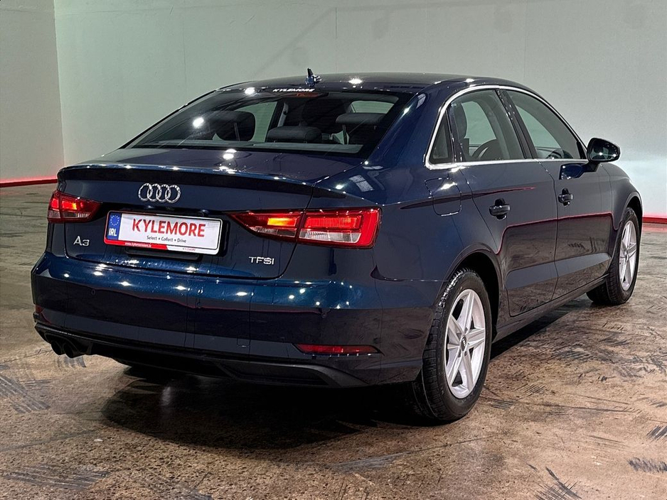 Audi A3 1.4 TSI AUTOMATIC SALOON - FACTORY ALLOYS - CRUISE CONTROL - MULTI FUNCTION STEERING WHEEL - HEATING / AC CONTROLS - REVERSE CAMERA - — thumbnail 3