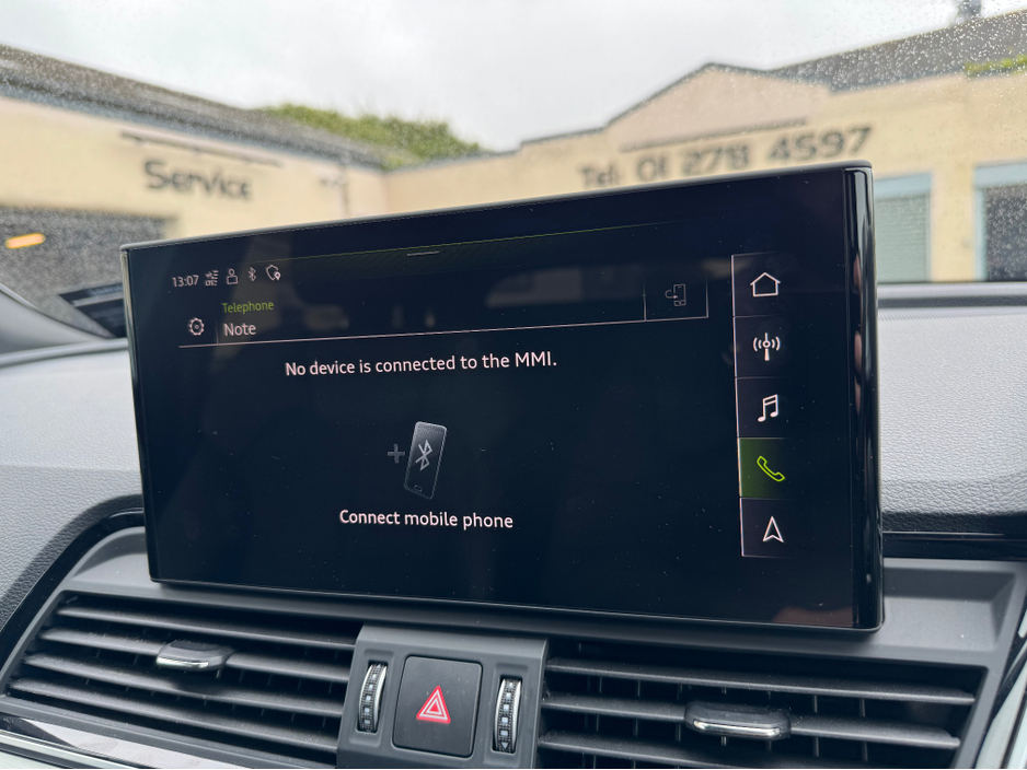 2023 Audi Q5 2.0L Petrol Plug-in Hybrid For Sale Images