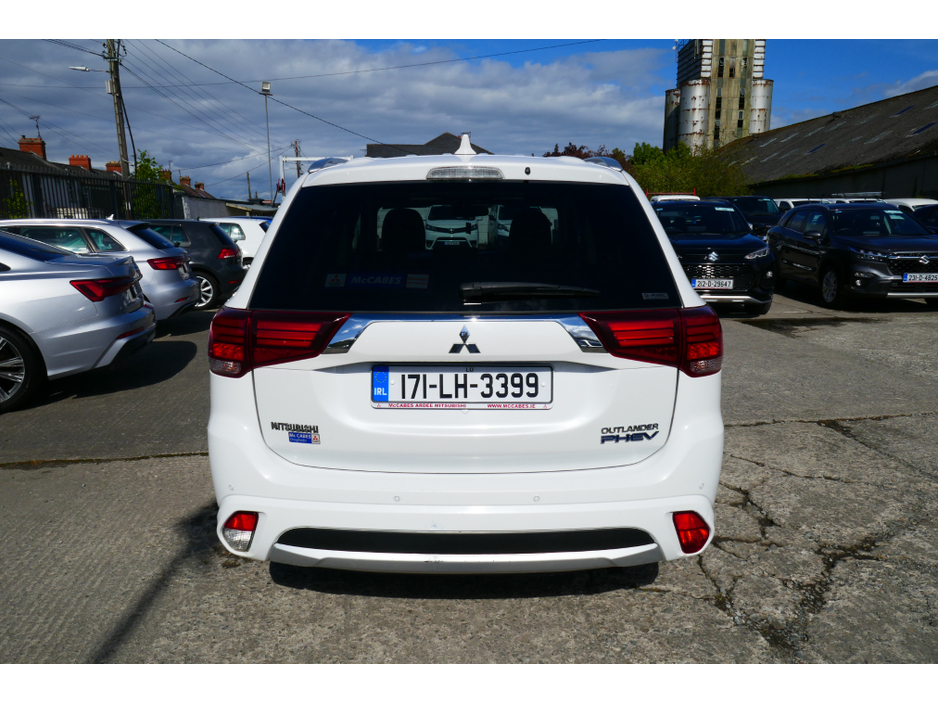 2017 Mitsubishi Outlander 2L Petrol Plug-in Hybrid For Sale Images