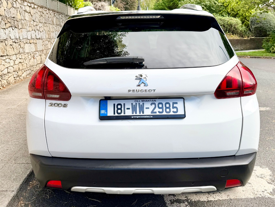 Peugeot 2008 1.2 PTECH ALLURE PREMIUM 82 5DR — thumbnail 8