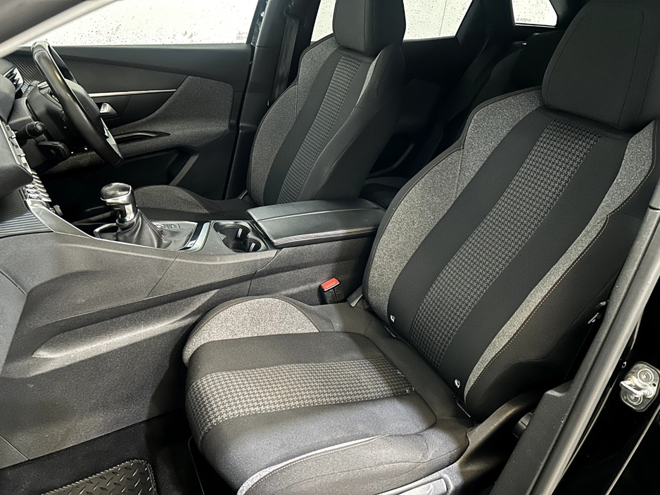 2022 Peugeot 3008 1.5L Diesel For Sale Images