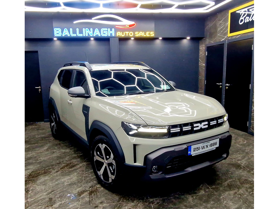 2025 Dacia Duster 1.2L Petrol Hybrid For Sale Images