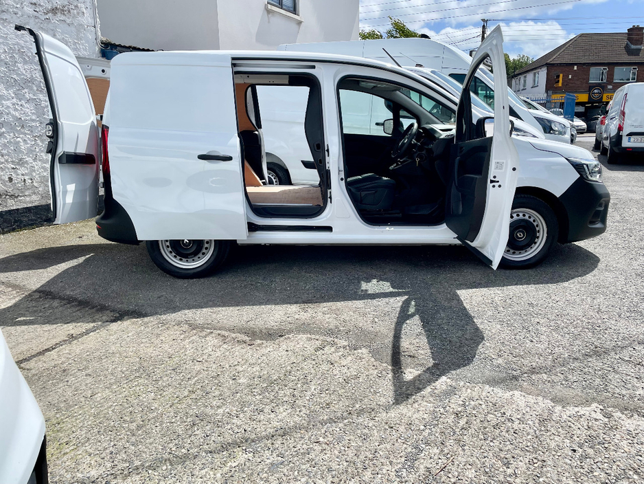 2023 Renault Kangoo 1.5L Diesel For Sale Images