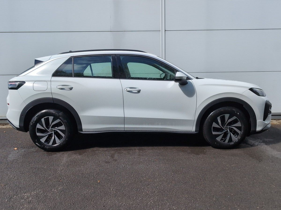 2026 Volkswagen T-Roc 1.5L Petrol For Sale Images