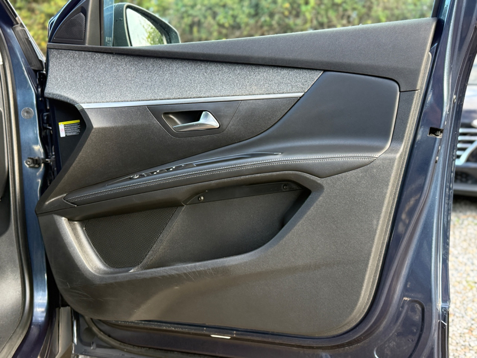 2019 Peugeot 5008 1.5L Diesel For Sale Images