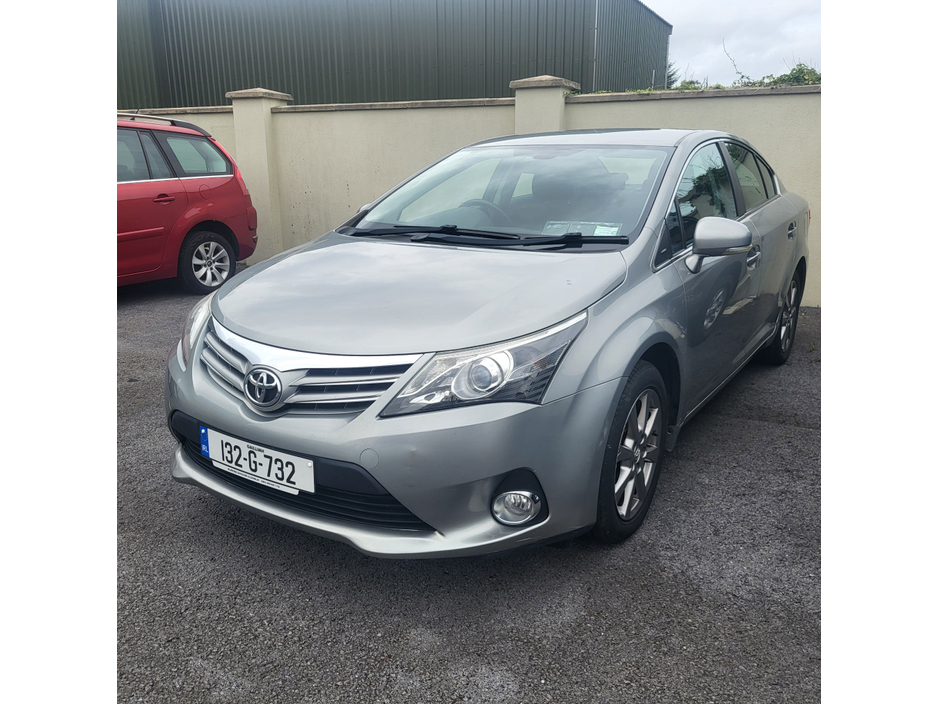 2013 Toyota Avensis For Sale Images