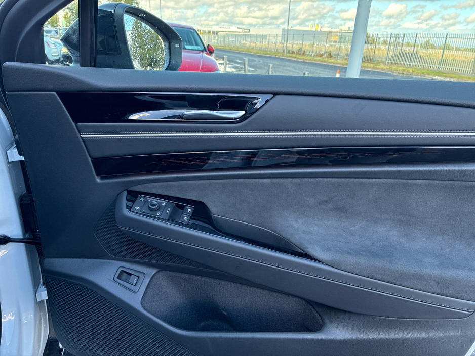 2025 Volkswagen ID.7 0L Electric For Sale Images
