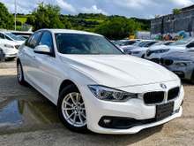 BMW 3 Series 330e iPerformance plug-in hybrid Low mileage (8180)