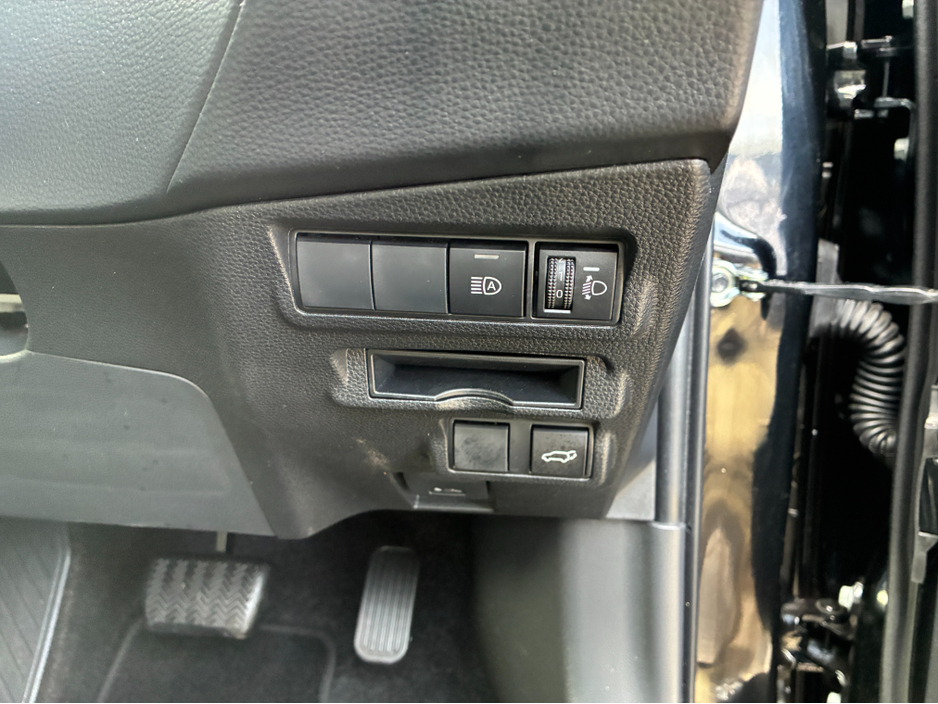 2025 Toyota Corolla 1.8L Petrol Hybrid For Sale Images
