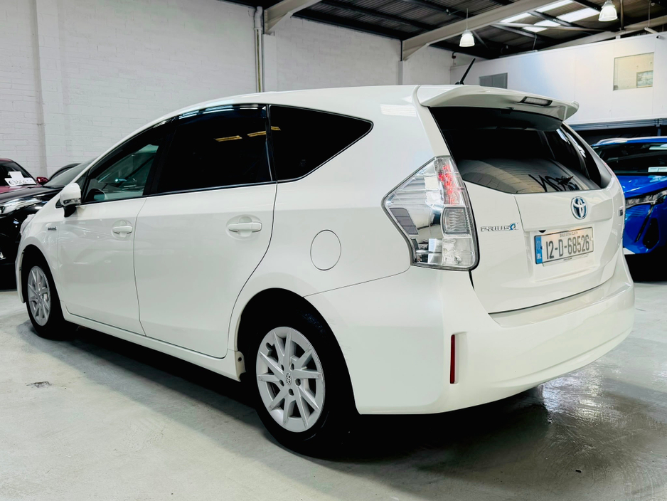 2012 Toyota Prius 1.8L Petrol Hybrid For Sale Images